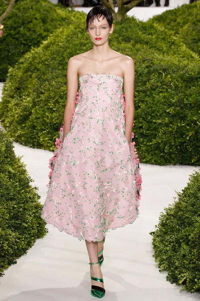 Look 38